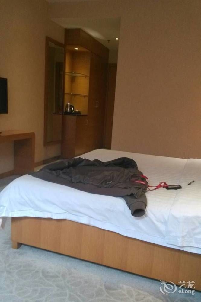 Shenzhen Huamao Aviatic Hotel Exteriör bild